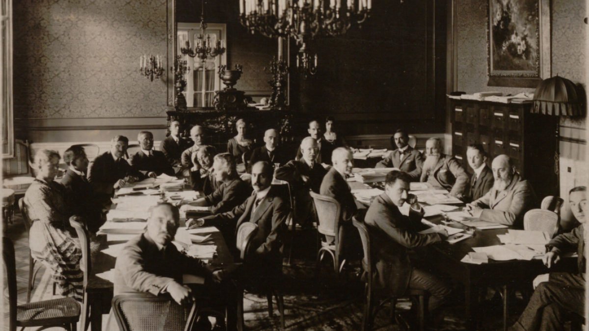 This image shows a meeting of the Intellectual Cooperation Commission in 1922. Credit: UN Archives Geneva.  